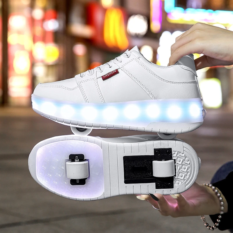 春款暴走鞋儿童女童双轮自动收缩轮子鞋跨境爆款发光滑轮鞋变形鞋