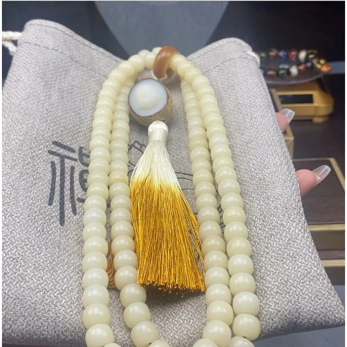 奶白菩提脖挂+菩提果雕弥勒【908】无礼盒