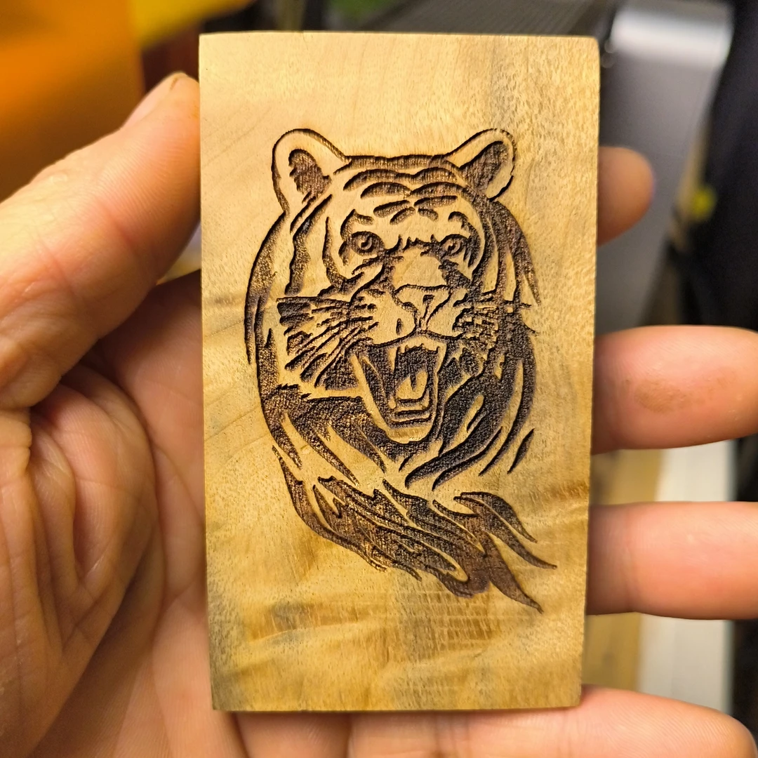 定制木质工艺品饰品（实物以直播间定制截频为准）