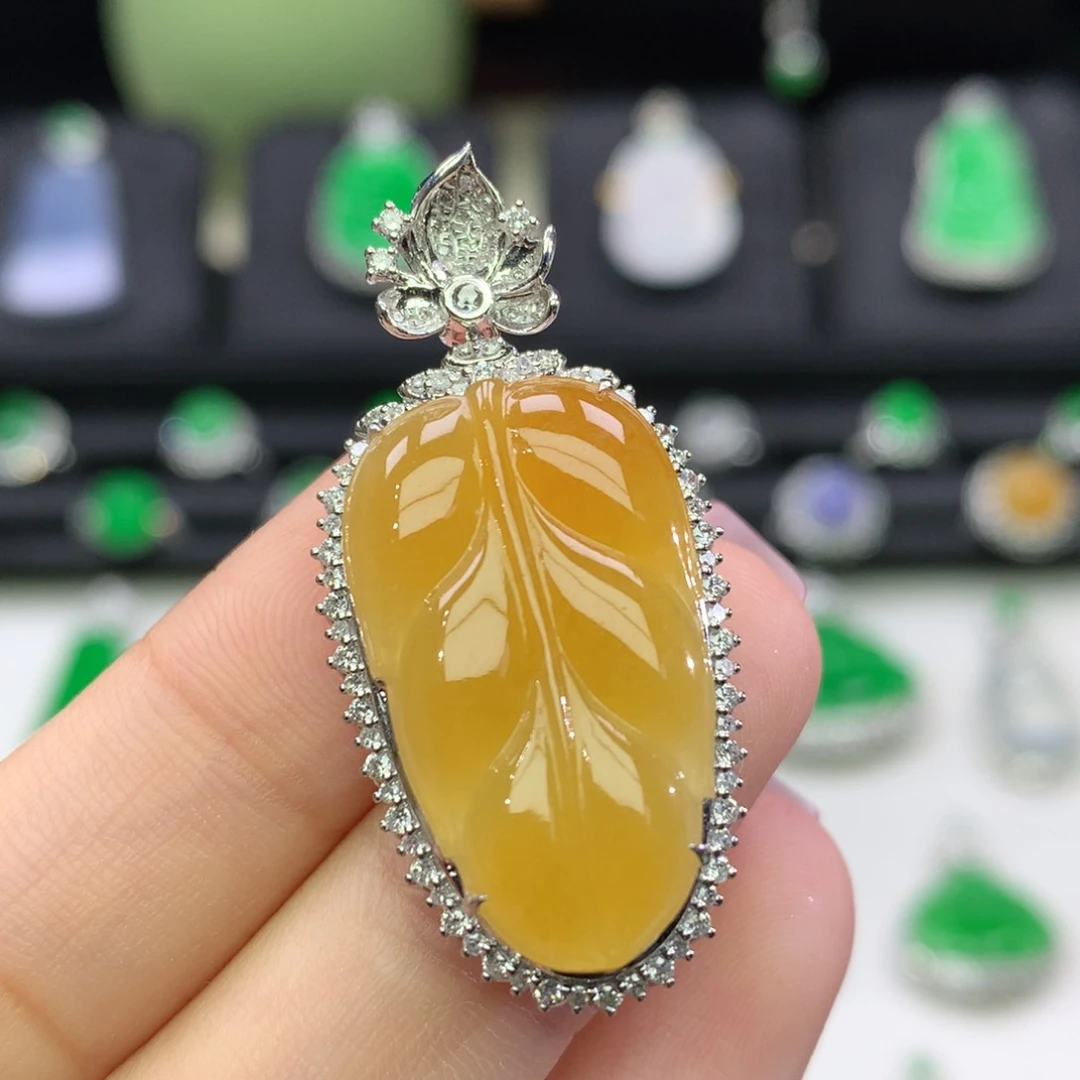 翡翠18K金镶嵌吊坠(不含链)