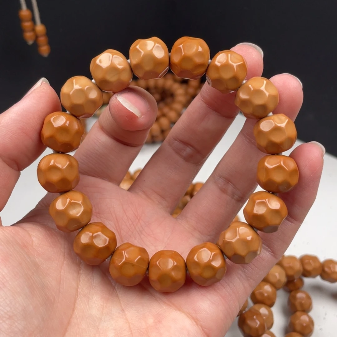 【闪购商品】手串猴头核桃大奶酪13。全品39.9。