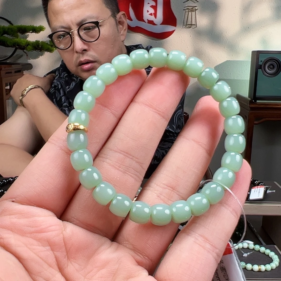 穷***怕和田玉未镶嵌手链卡8mm藏物