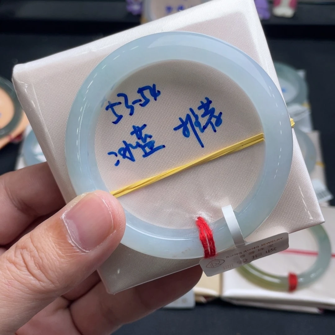 翡翠未镶嵌手镯翡翠手镯51