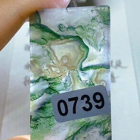 未镶嵌颈饰玛瑙/玉髓游*