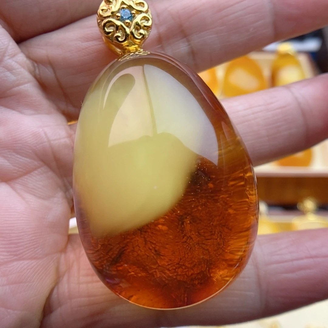 琥珀颈饰银S925镀金镶嵌