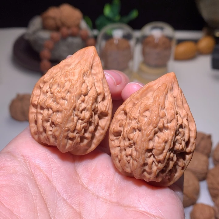 把件文玩核桃长治鸡心