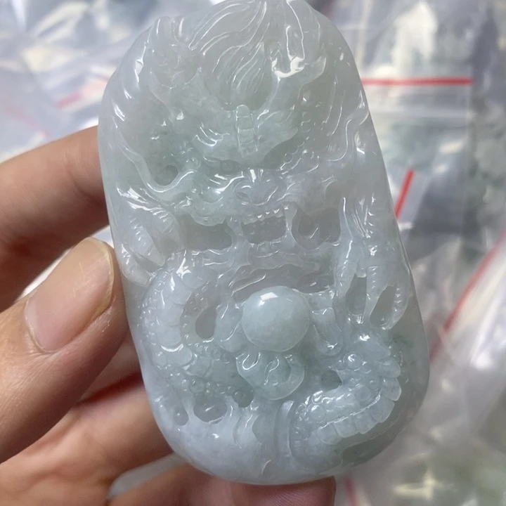 翡翠未镶嵌颈饰天然翡翠A货
