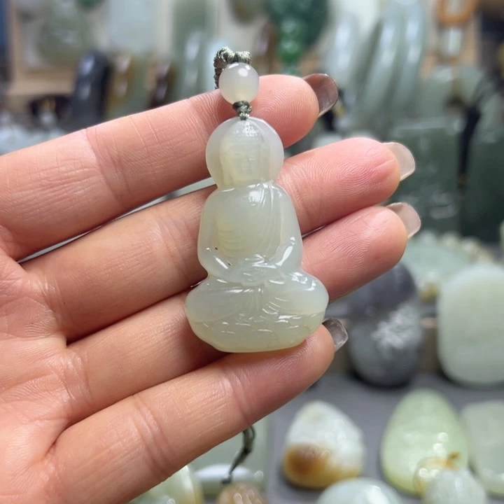 和田玉未镶嵌颈饰