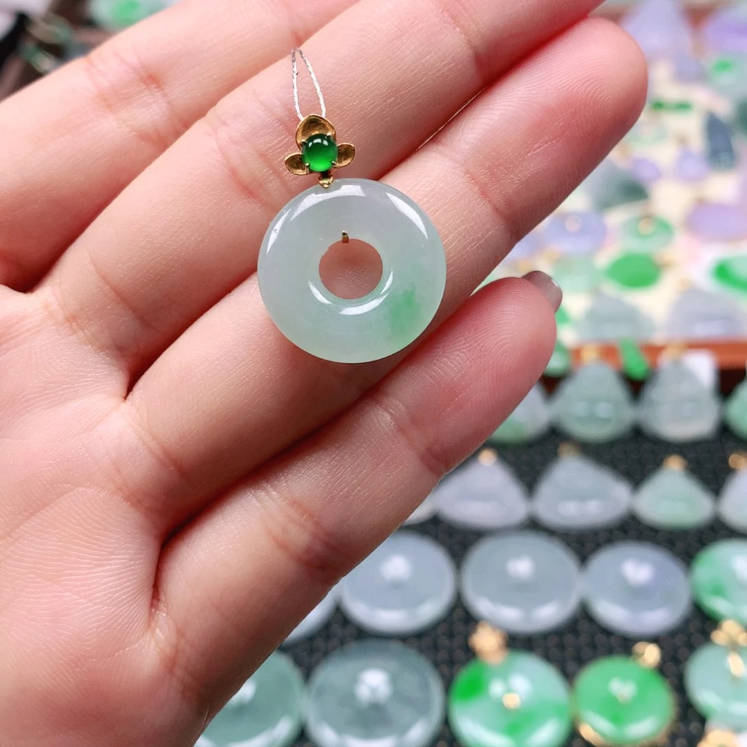 吊坠(不含链)18K金镶嵌翡翠