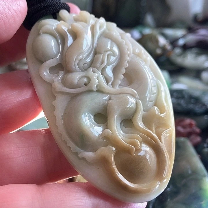 翡翠吊坠(不含链)未镶嵌