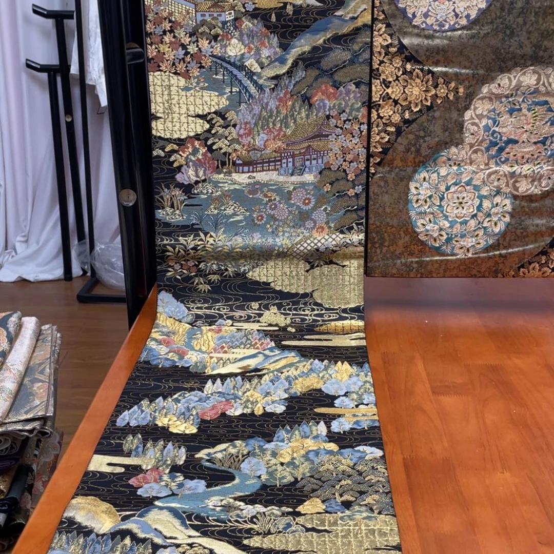 织绣连山风景建筑