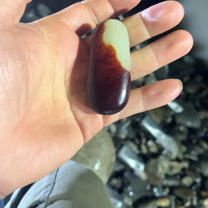 未镶嵌和田玉（糖玉）珠宝奇石