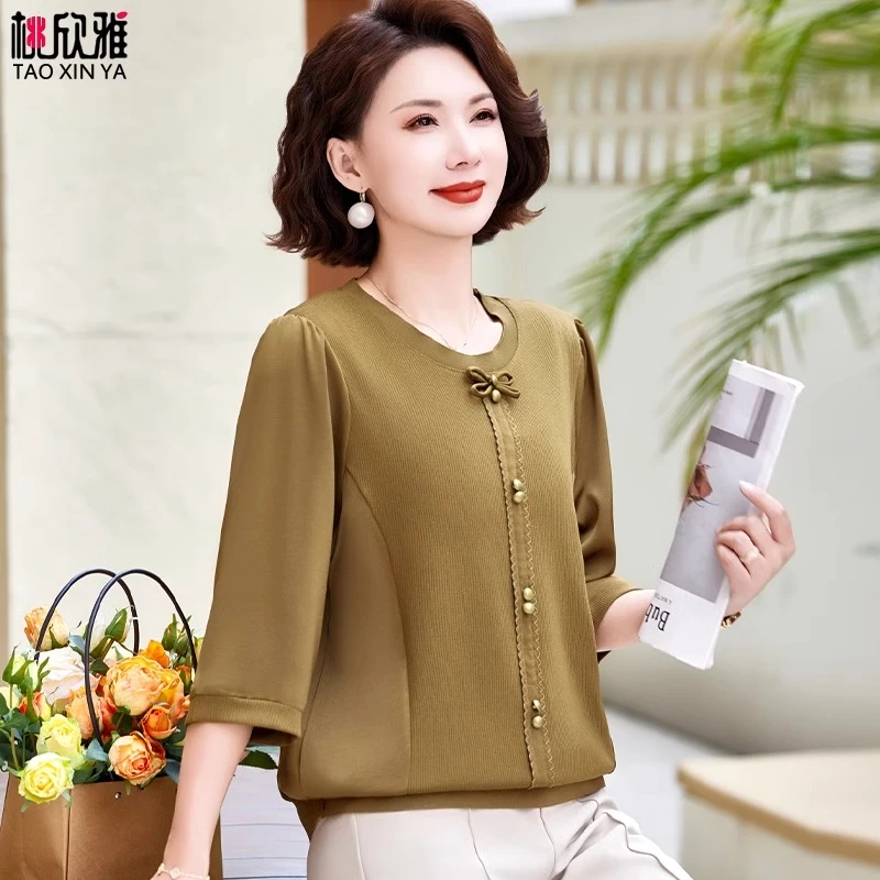 妈妈秋装洋气小衫时尚七分袖T恤2025新款中老年女春秋打底衫上衣