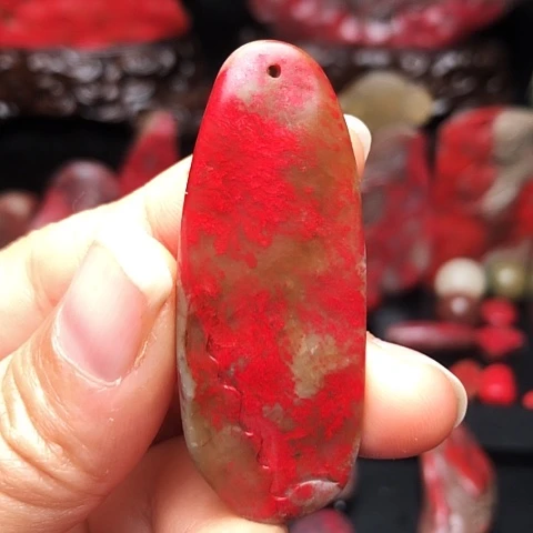 昌化鸡血石昌化鸡血石挂件