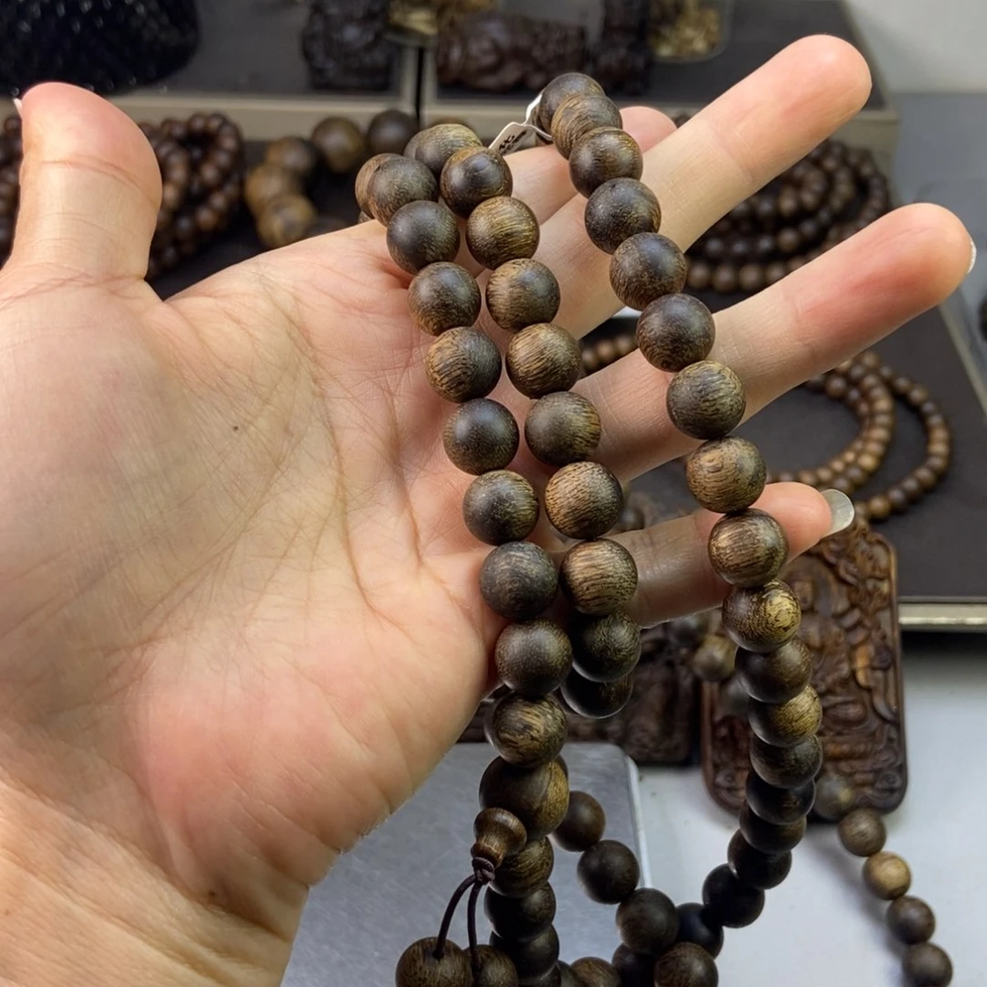 手串沉香拥*越南芽庄留疤白棋