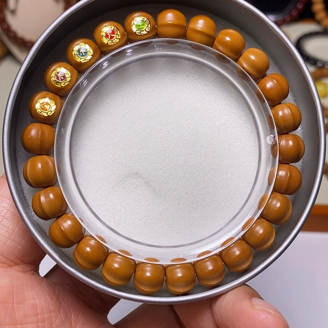 猴头核桃手串五行四花鲨鱼鳍尺寸10左右全品