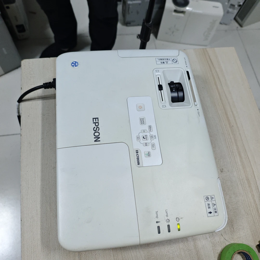 高清长焦投影仪运费到付