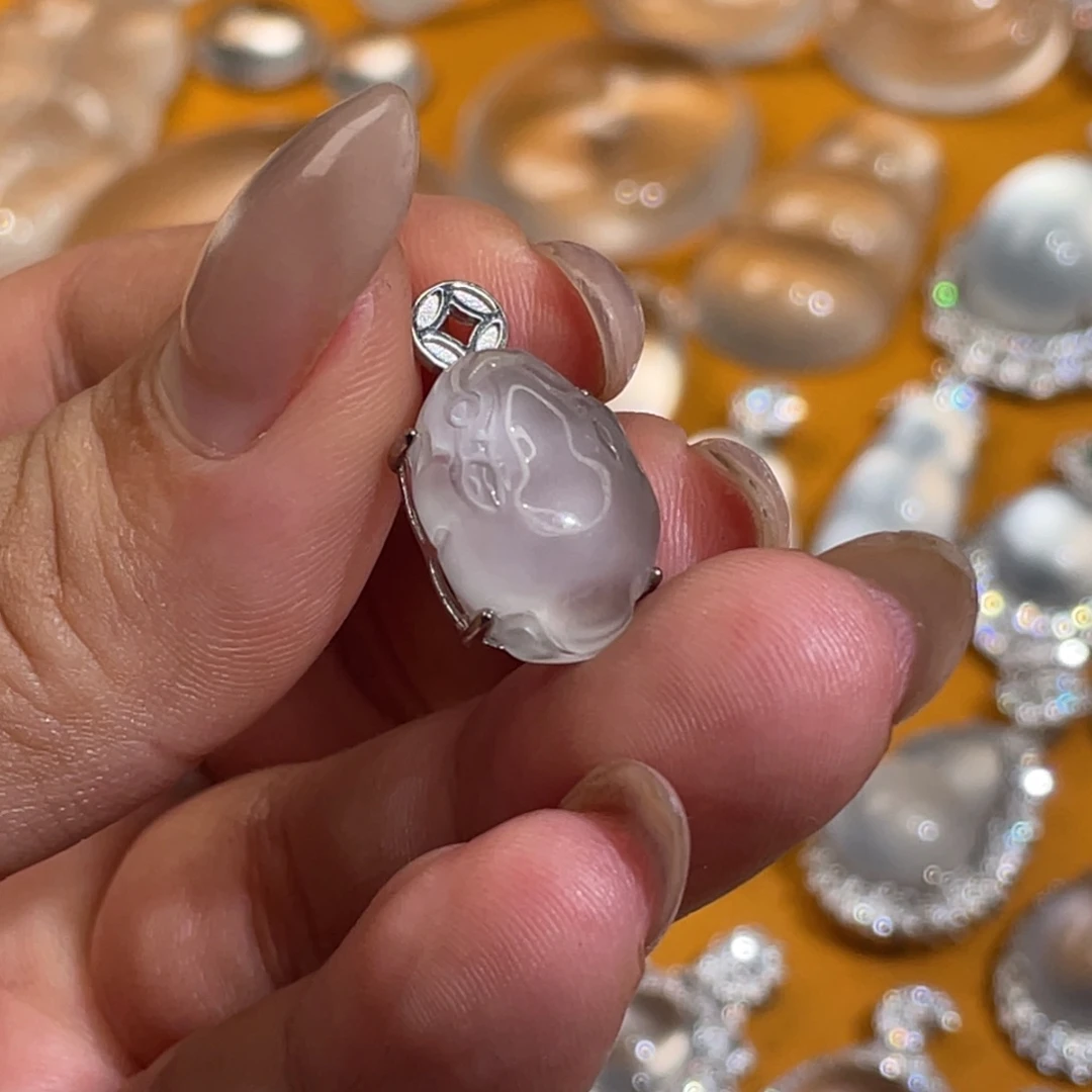 石英质玉银S925镶嵌来财金蟾吊坠