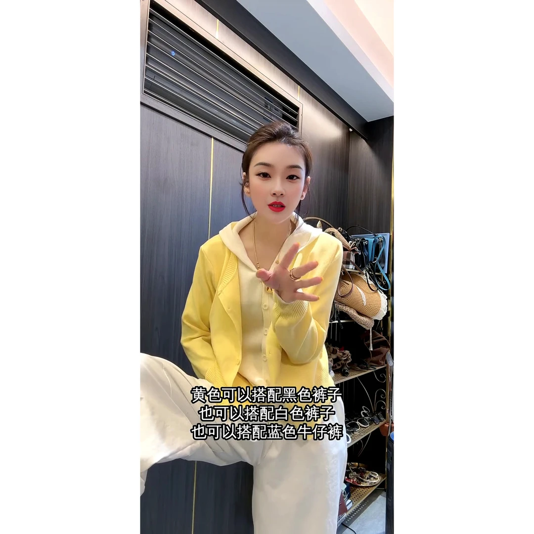 撞色连帽假两件针织衫女新款外套秋冬毛衣开衫设计感显瘦长袖上衣