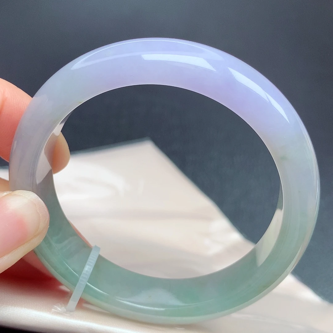 翡翠手镯未镶嵌53.5圈口