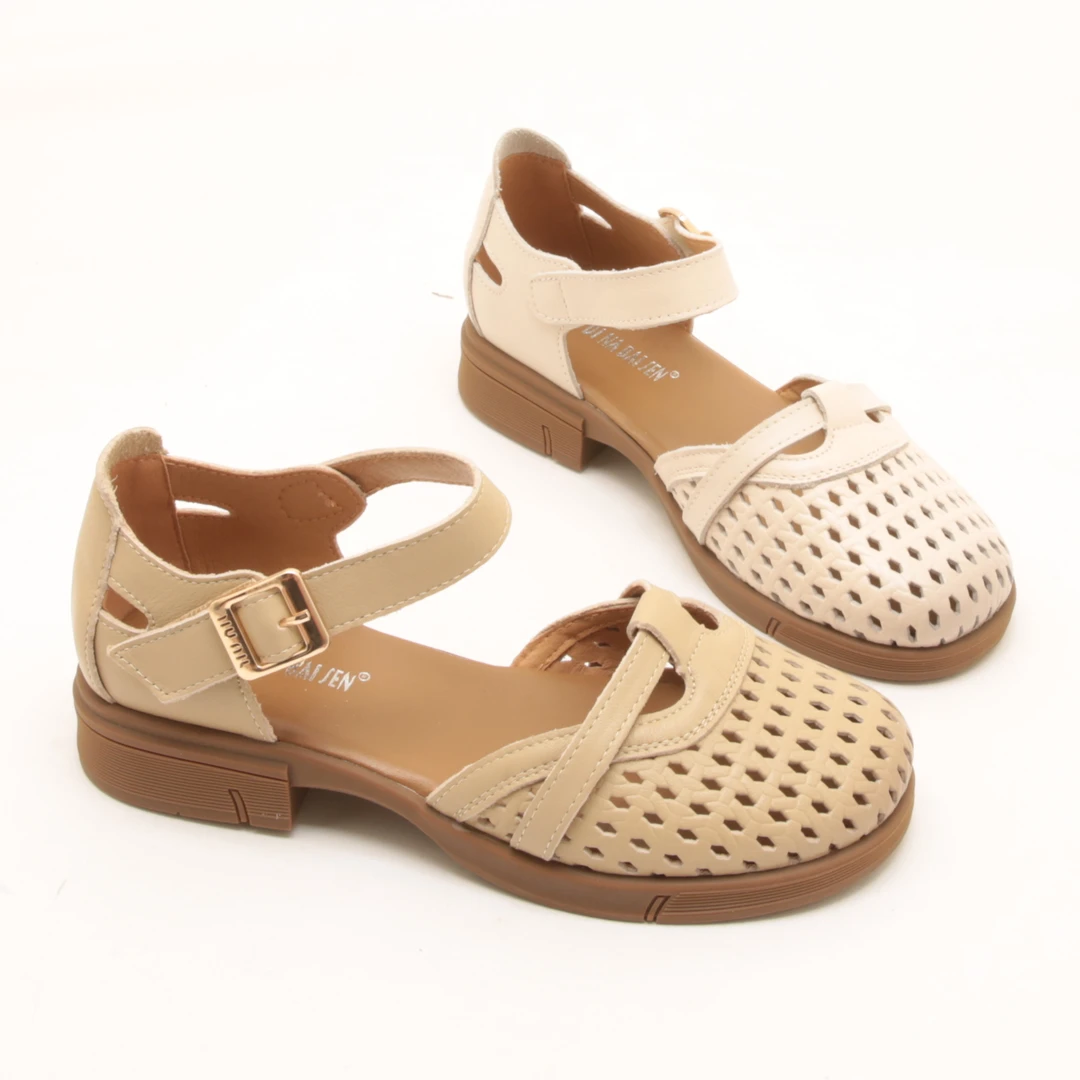 6869夏季新款真皮镂空包头凉鞋软底圆头粗跟透气魔术贴一字带女鞋