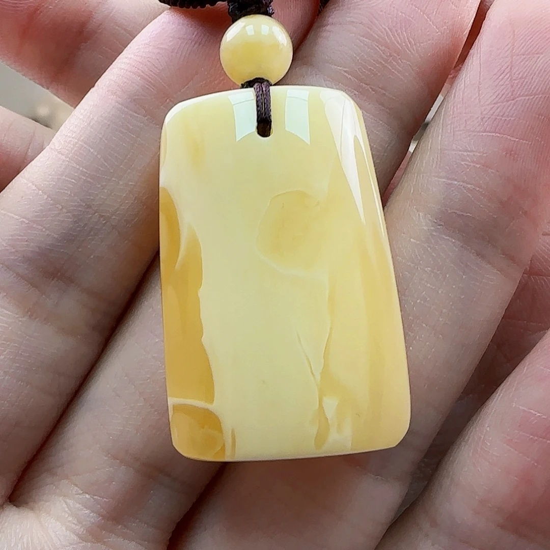 未镶嵌蜜蜡珠宝奇石