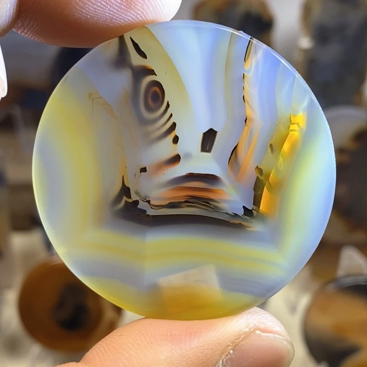 玛瑙/玉髓颈饰未镶嵌