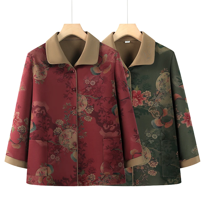 老年人妈妈装春秋外套薄款中老年女装加厚老人老年人大码宽松女装