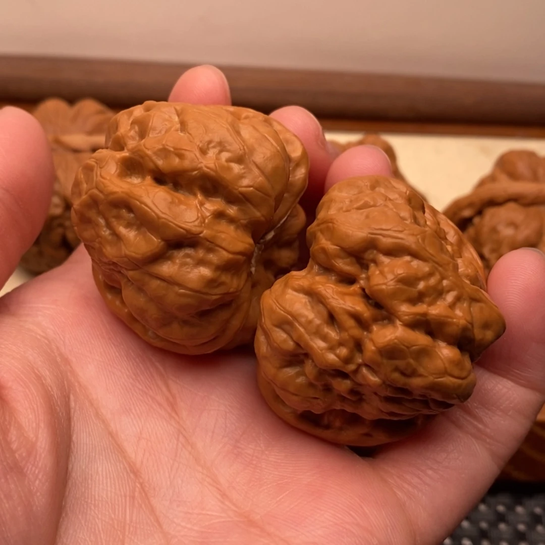 【闪购商品】把件文玩核桃水*腐边40左右