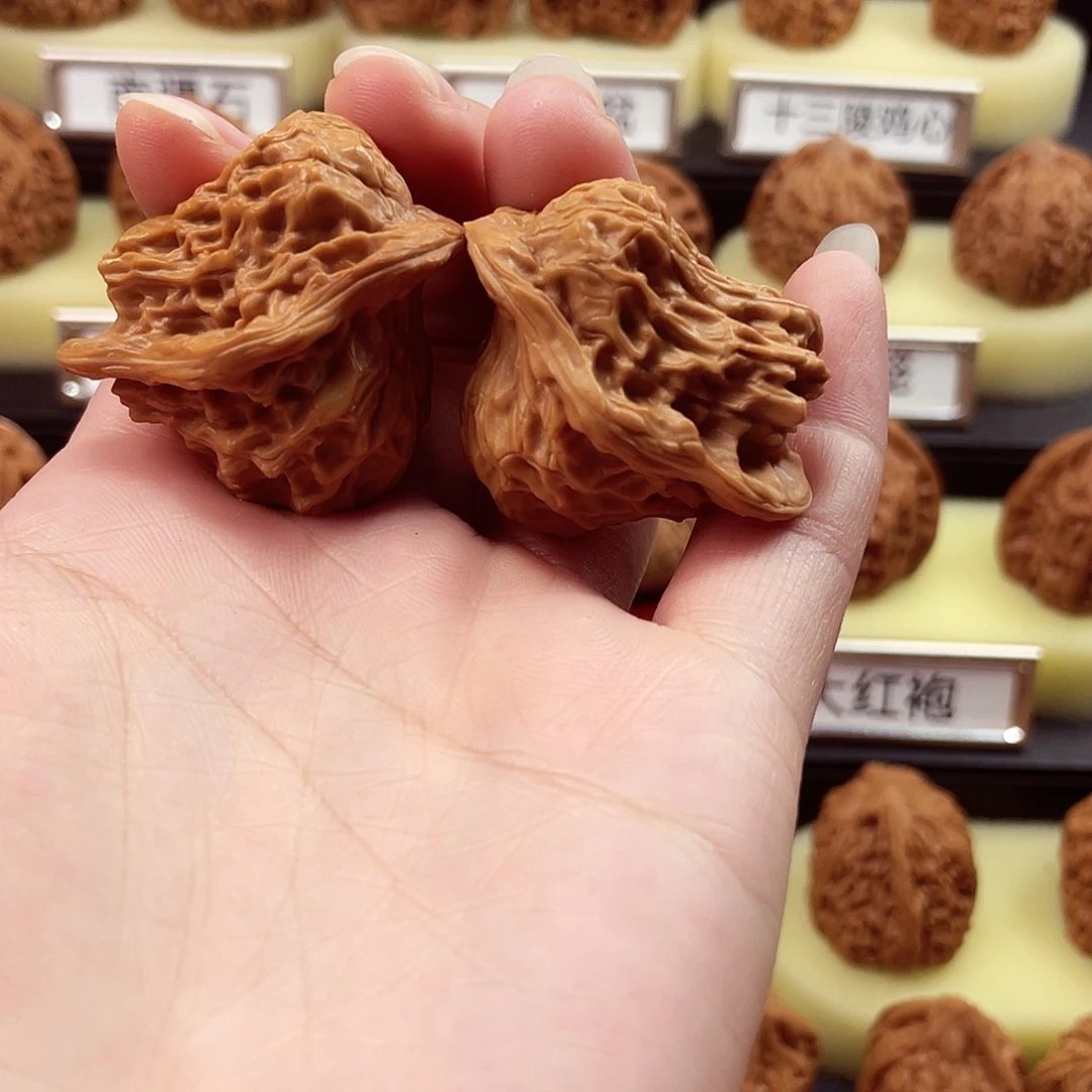 文玩核桃把件鸳鸯鸟9052