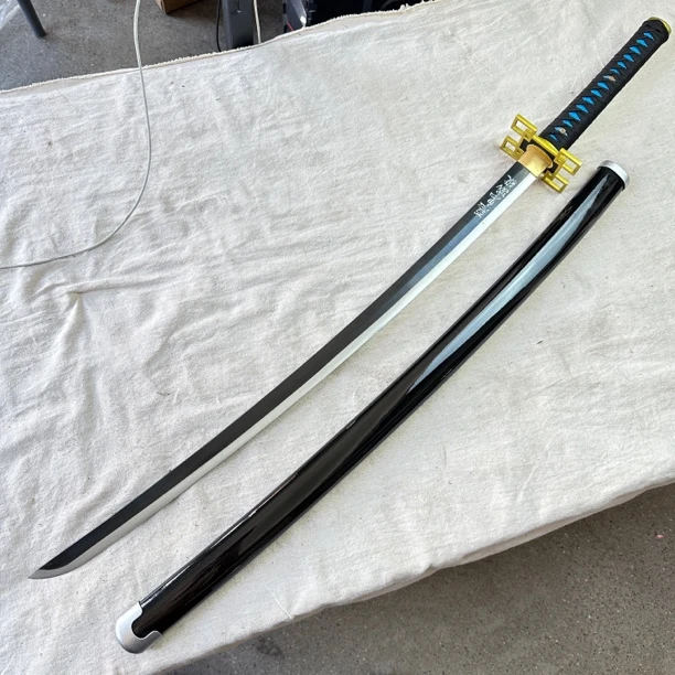 C5 龙泉昊天宝剑武士道高猛钢实木漆鞘未开刃