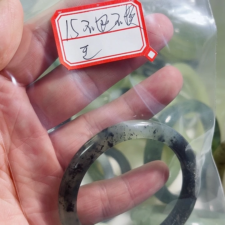王***白合金蛇纹石玉手镯
