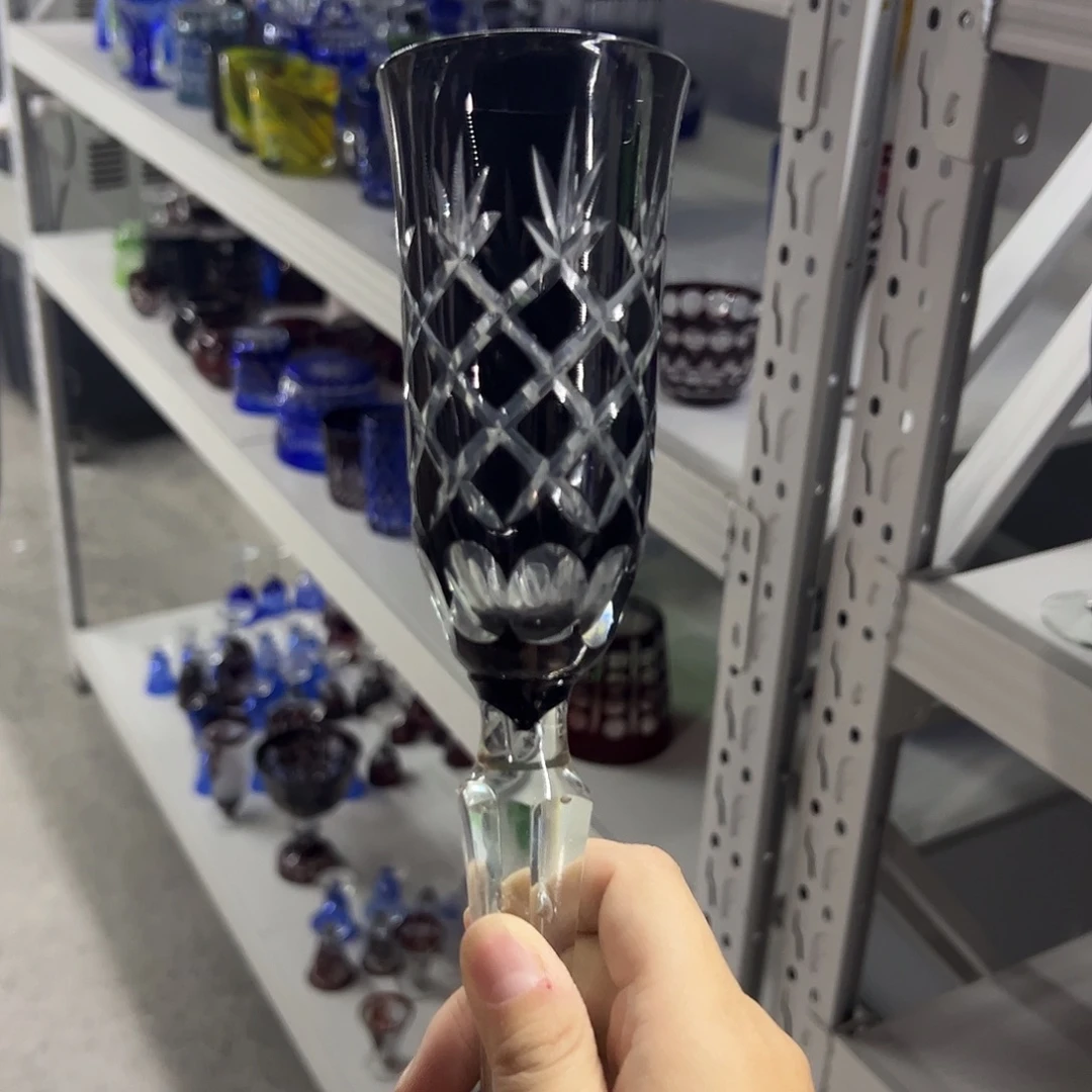 水晶玻璃平底款微瑕一个