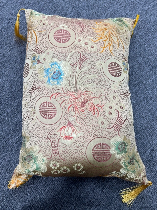 崖柏原料刨丝香薰枕头