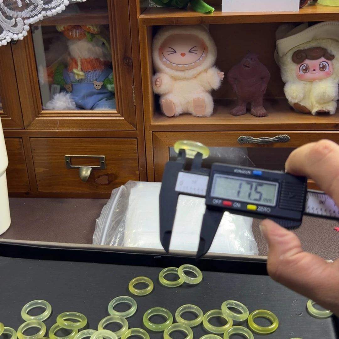 蛇纹石玉未镶嵌手镯341