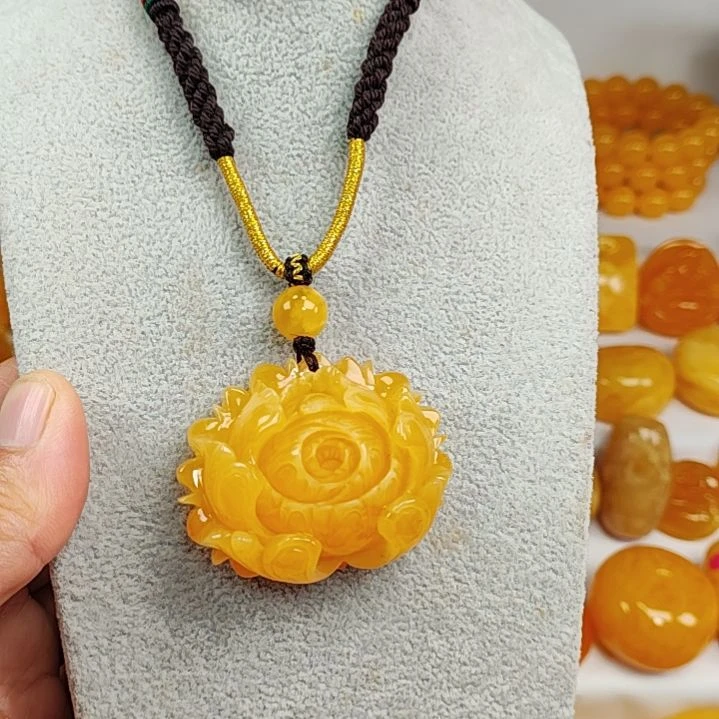 蜜蜡吊坠(赠链)未镶嵌