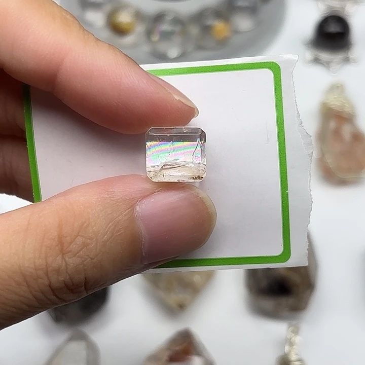 颈饰水晶未镶嵌10mm+彩虹闪灵钻方糖