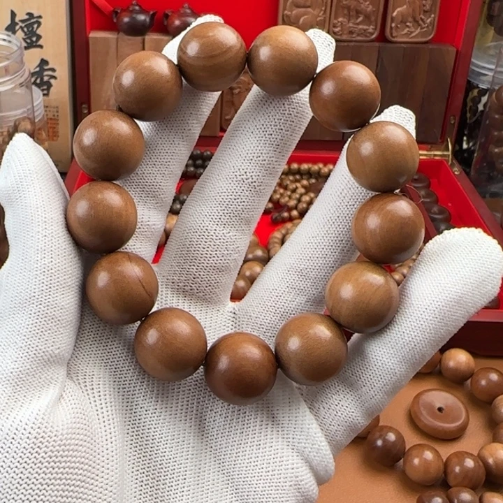 檀香木1.8顺纹 水波 奶香