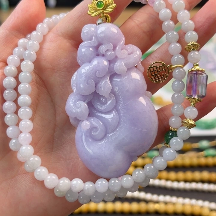 翡翠未镶嵌颈饰吊坠