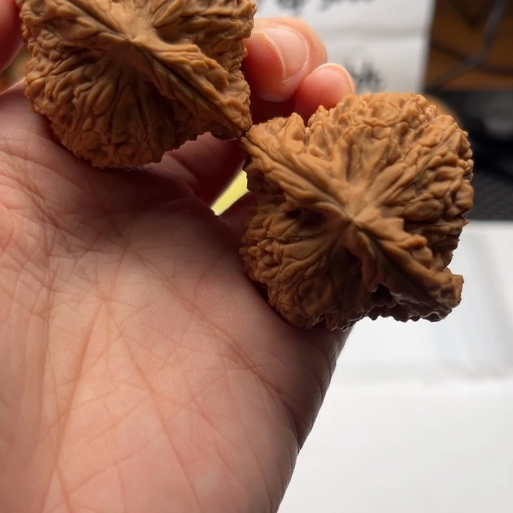 文玩核桃吊坠南疆45