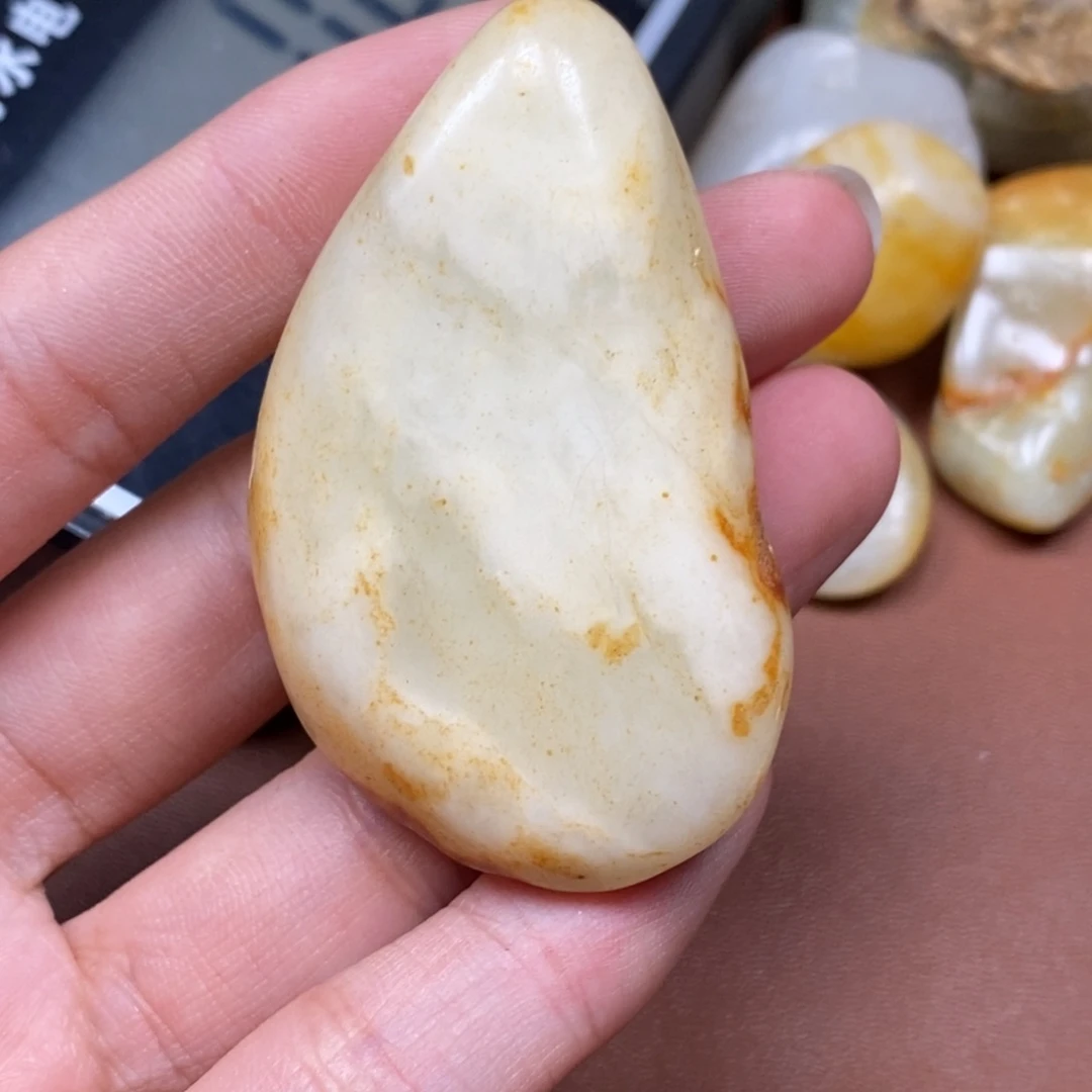 和田玉（糖玉）未镶嵌挂件
