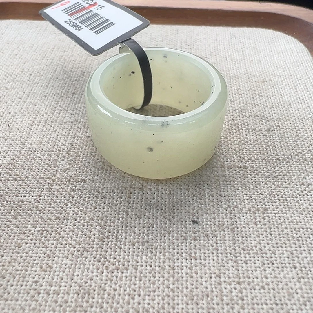 和田玉（糖玉）9K金镶嵌戒指K32点墨圆切17.1 不退换