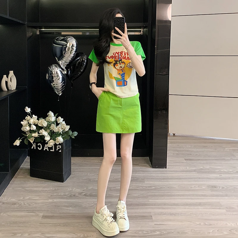 多巴胺穿搭卡通印花短袖女春夏2025新款a字牛仔短裙时尚气质套装