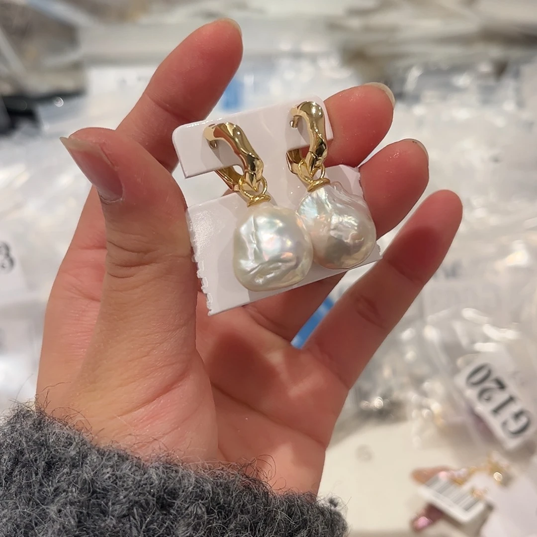 淡水珍珠耳饰合金