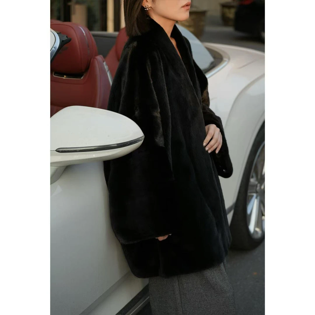 Miss.DuFur【人生貂】慵懒时髦斗篷感貂貂天鹅绒水貂皮草