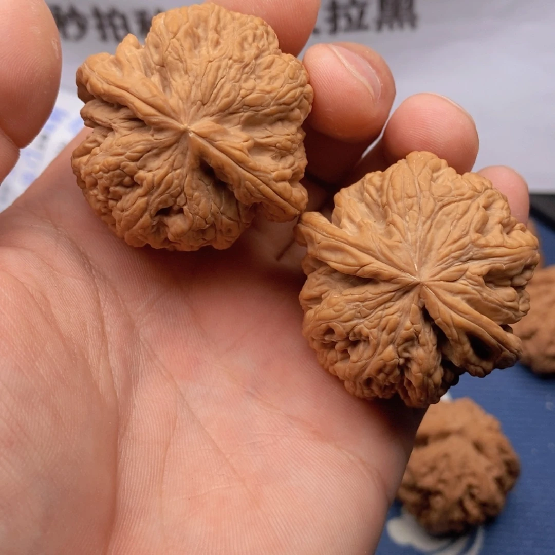 大***N吊坠文玩核桃45尺粗筋4号 打底不退不换