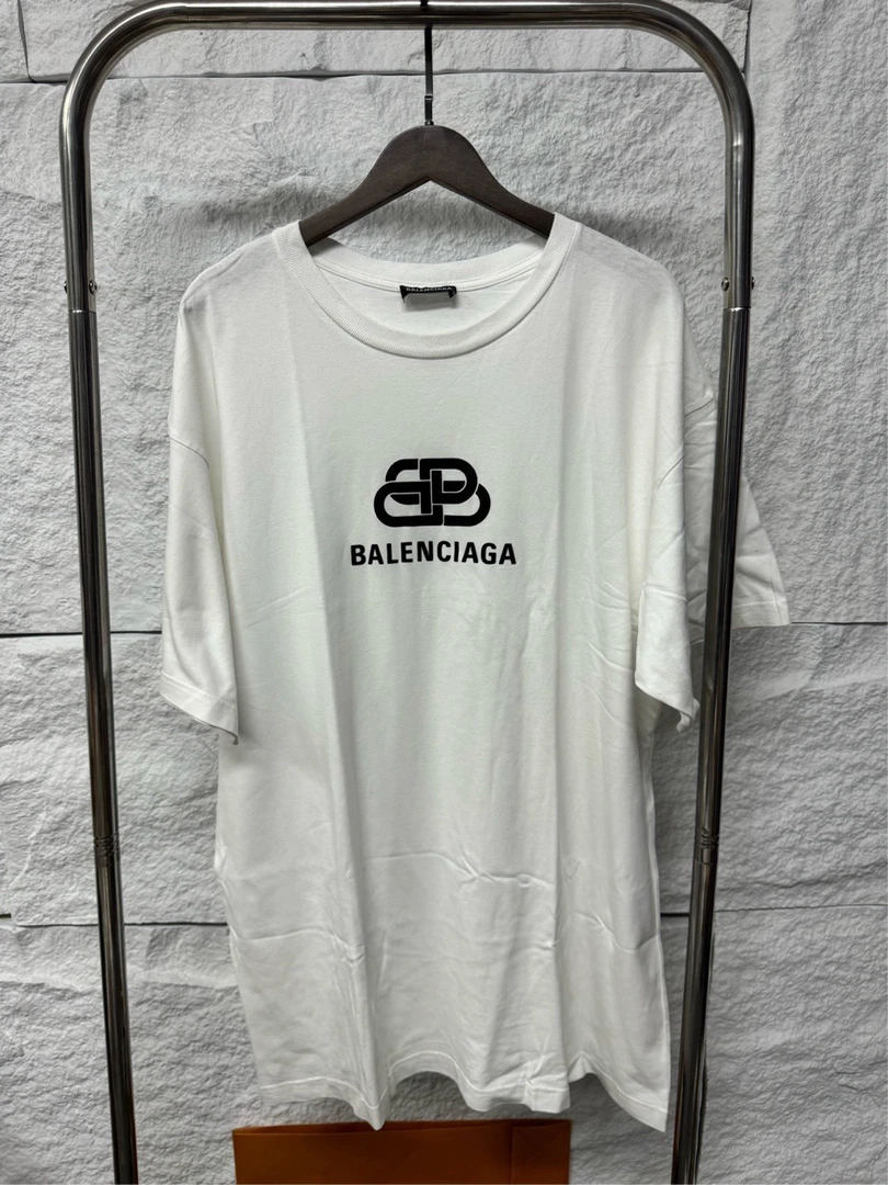 99新 Balenciaga/巴黎世家 白色锁扣短袖/xs/8975851