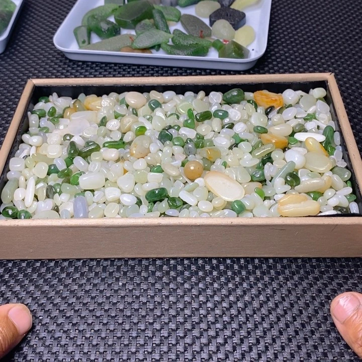 和田玉（糖玉）珠宝半成品未镶嵌