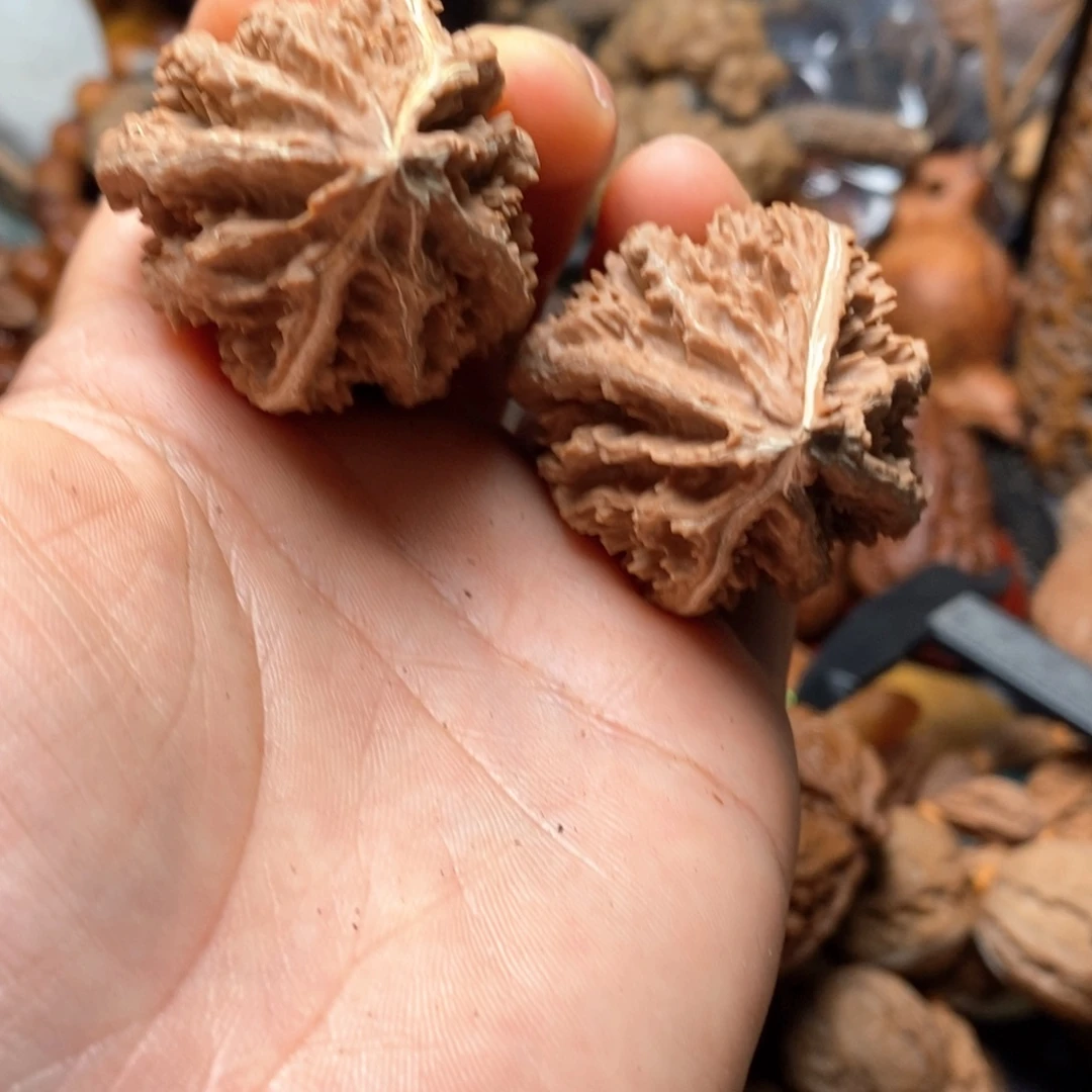 文玩核桃吊坠瑕疵51