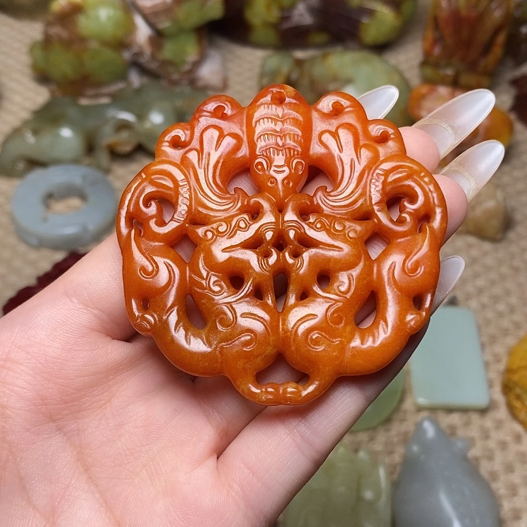 未镶嵌蛇纹石玉颈饰